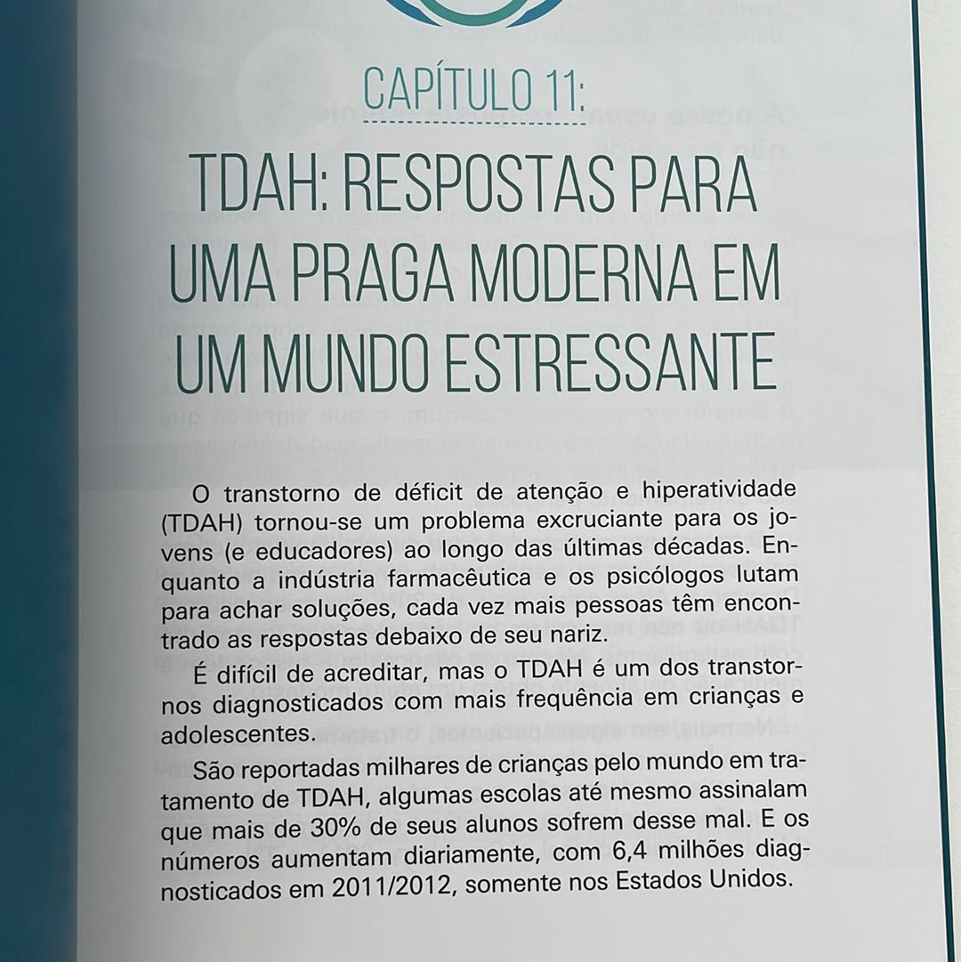 Livro Ensaios sobre aromaterapia holística | Dr Malte Hozzel