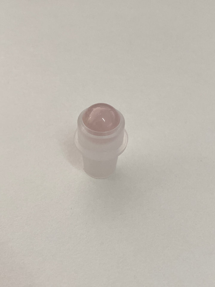 Roll-on head with crystals