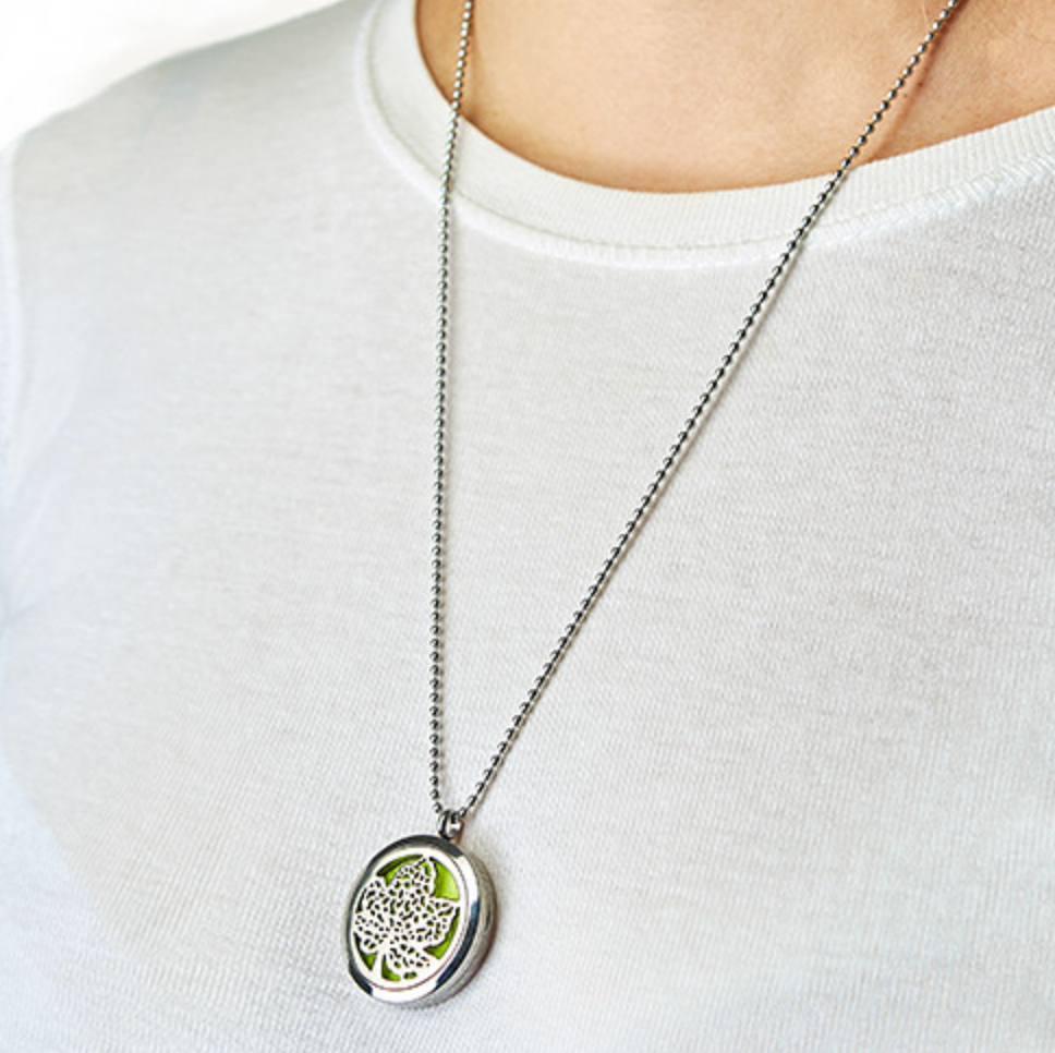 Leaf Necklace 30mm