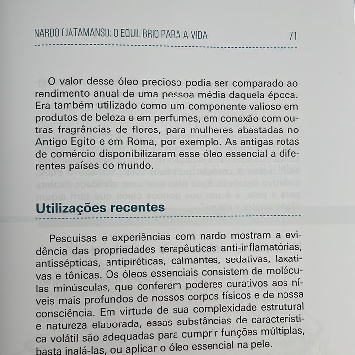 Livro Ensaios sobre aromaterapia holística | Dr Malte Hozzel