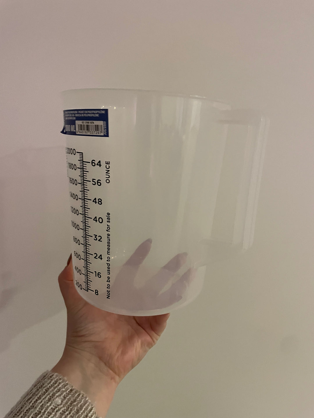 Copo Graduado (plástico forte) ***