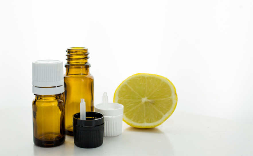 White cap with seal (x10)