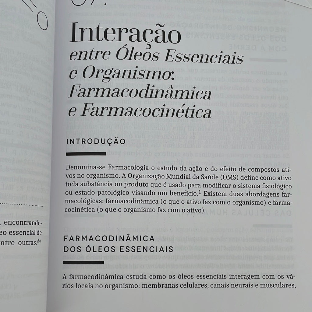 Livre de base de chimie des HE et de l'aromathérapie 