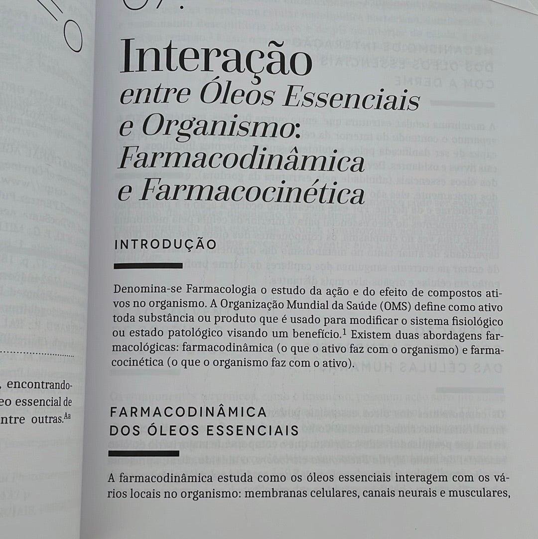 Livre de base de chimie des HE et de l'aromathérapie 