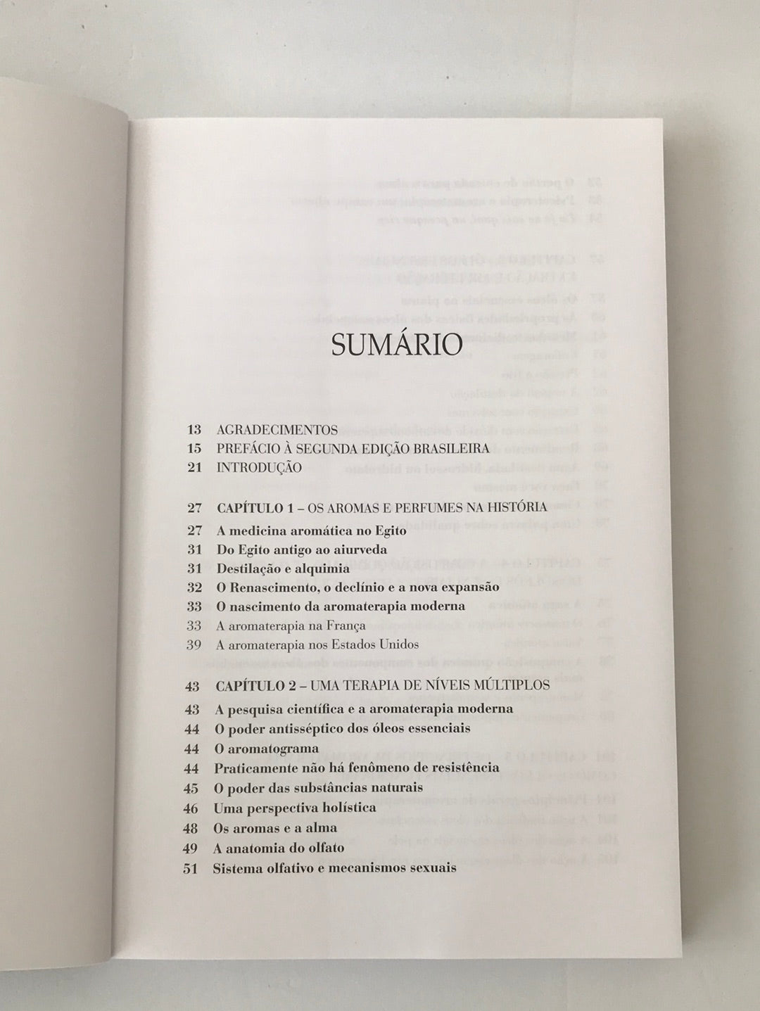 Livro A cura pelos Óleos Essenciais | Marcel Lavabre