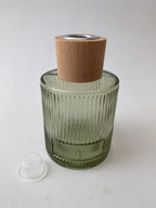 Frasco de Vidro Esverdeado e Tampa para Mikado ***