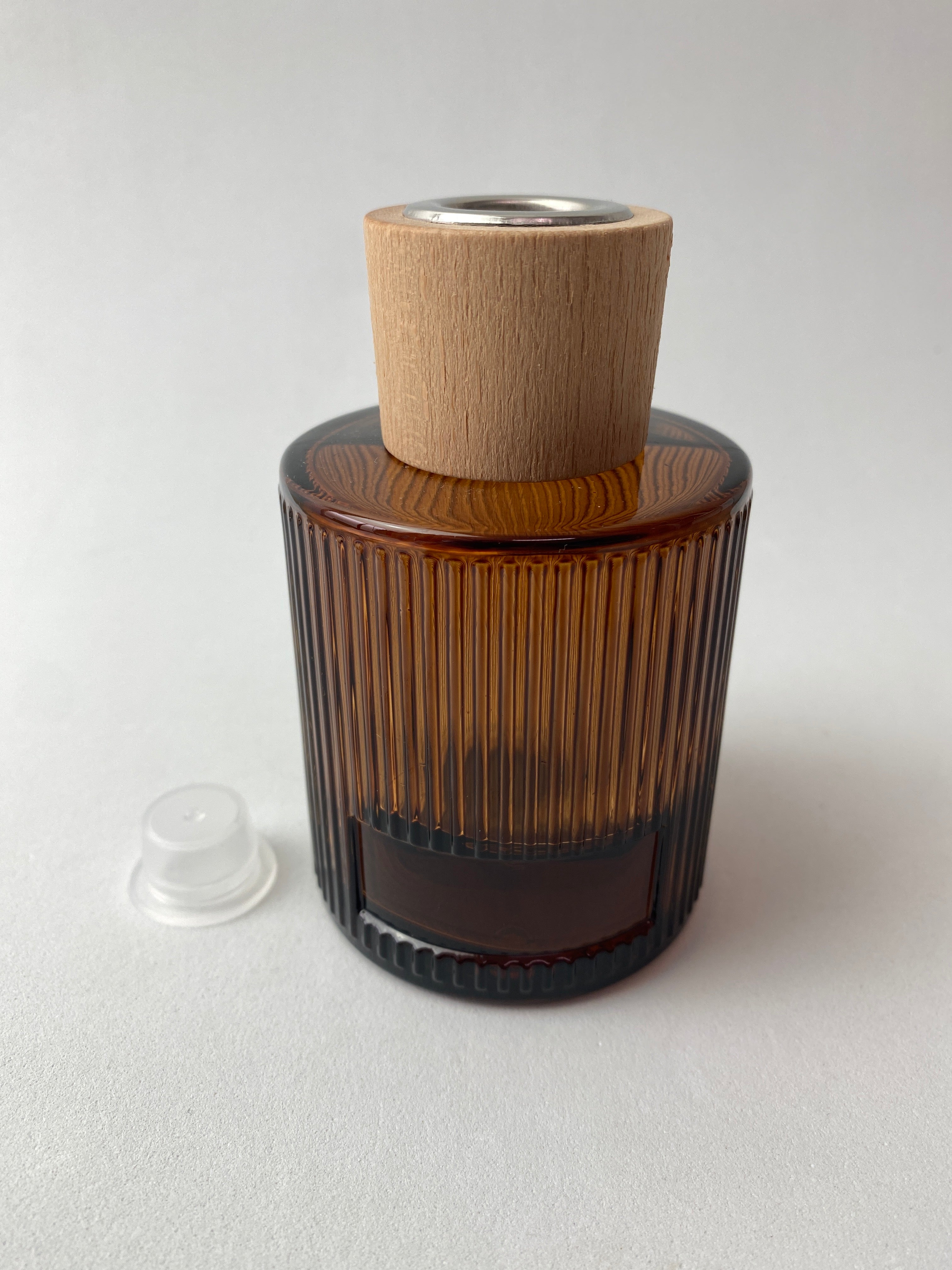 Frasco de Vidro Âmbar e Tampa para Mikado ***