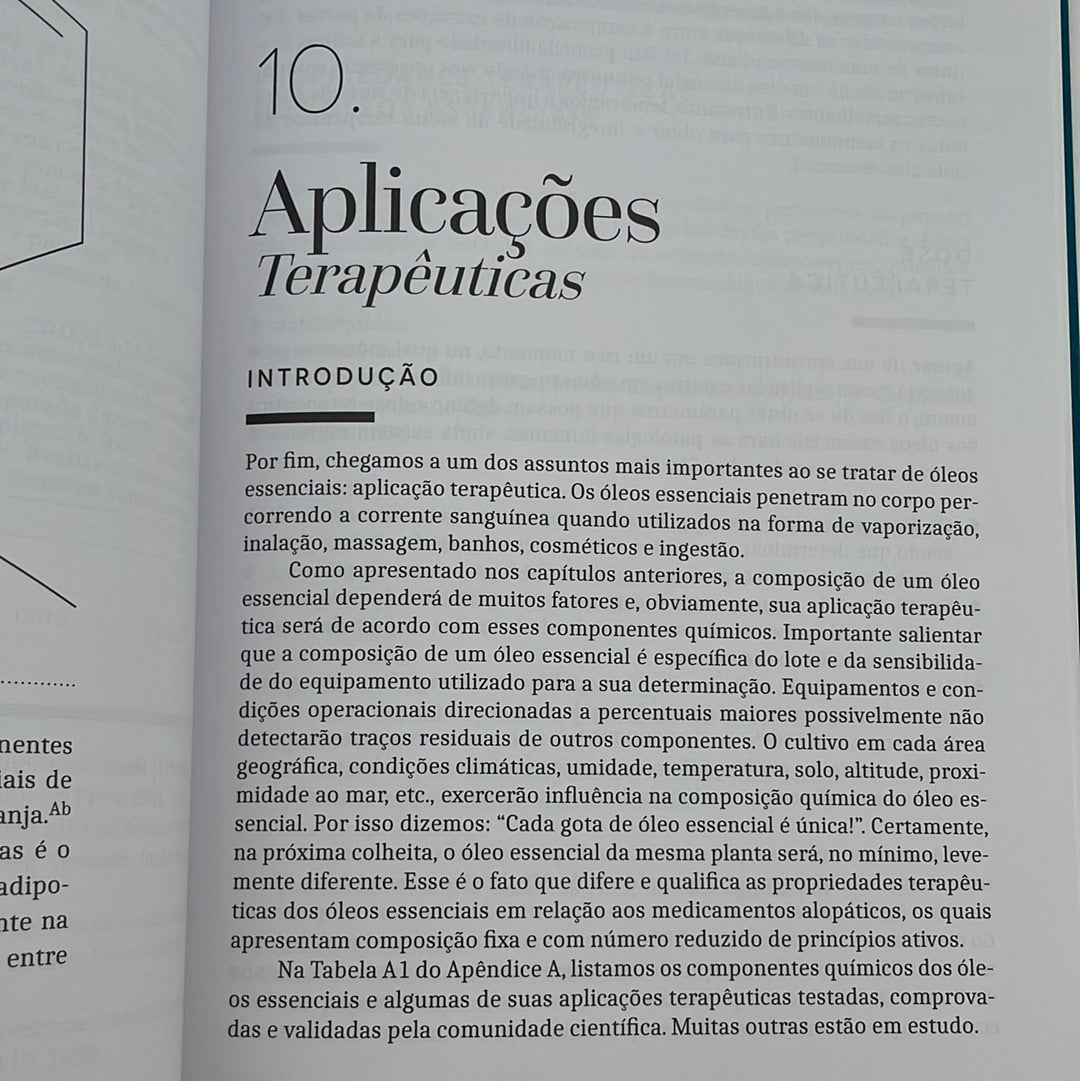 Basic Book of Chemistry of EOs and Aromatherapy 