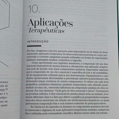 Basic Book of Chemistry of EOs and Aromatherapy 