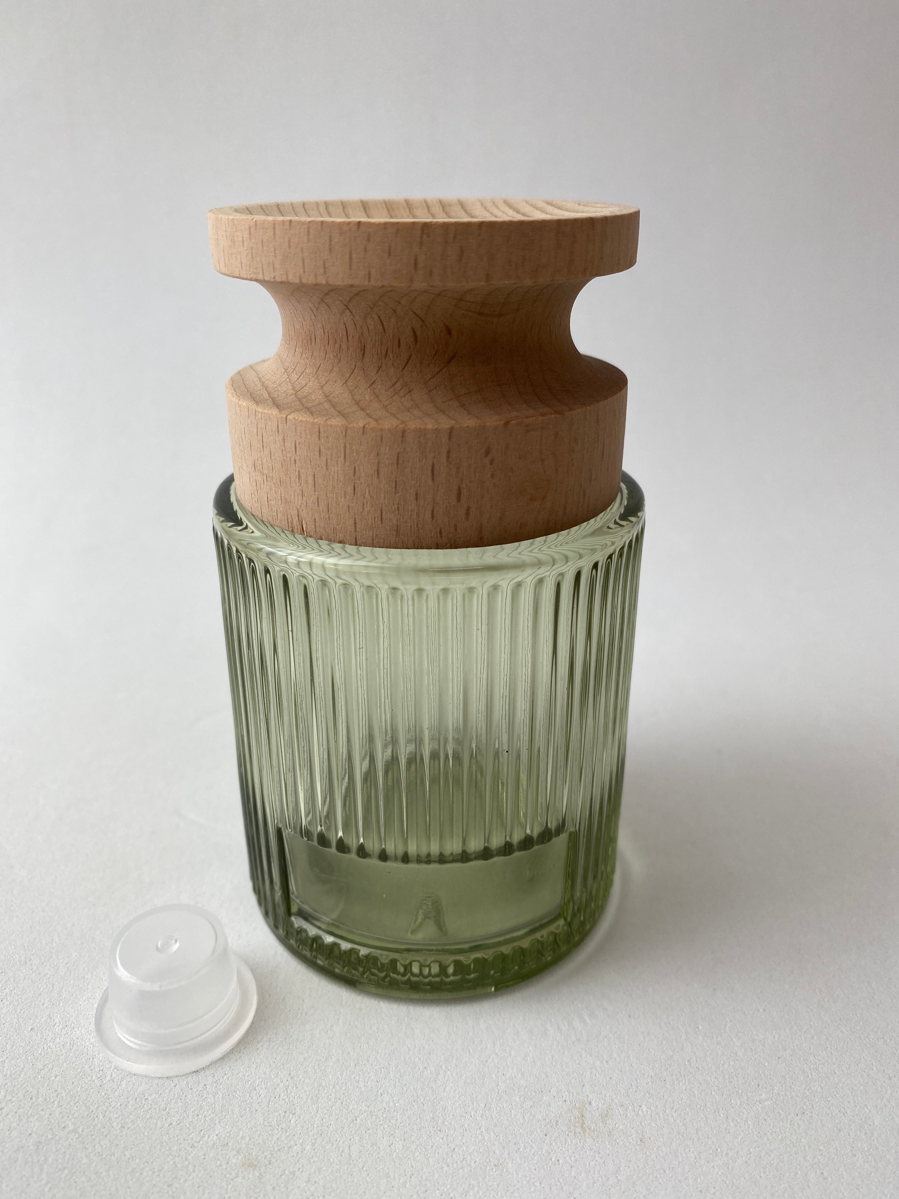 Frasco de Vidro Esverdeado e Tampa para Mikado ***