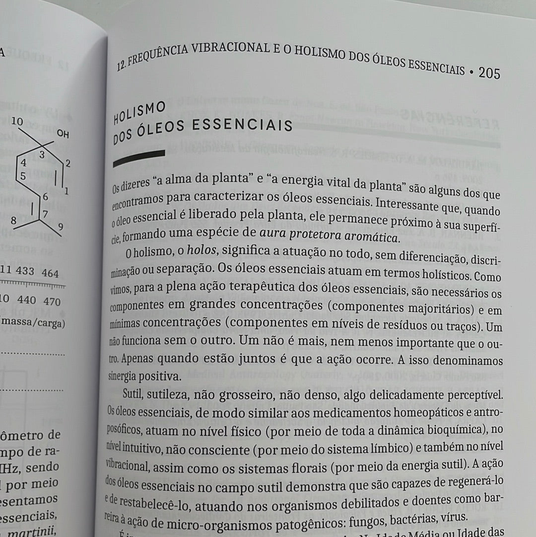 Livre de base de chimie des HE et de l'aromathérapie 