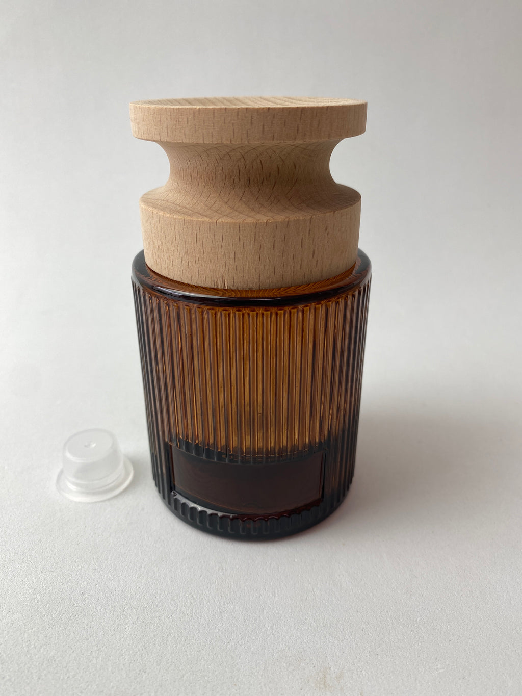 Frasco de Vidro Âmbar e Tampa para Mikado ***