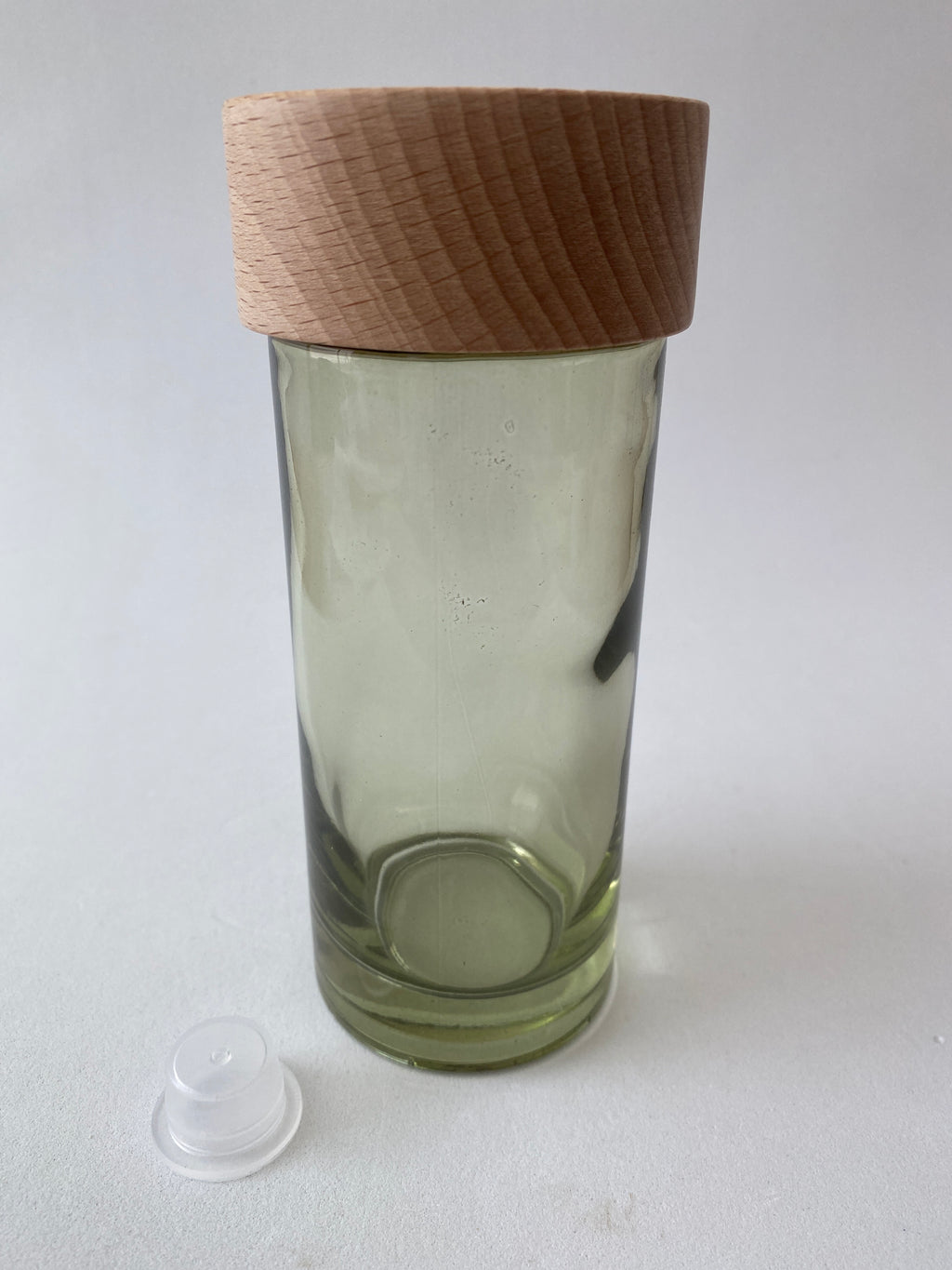 Frasco de Vidro Esverdeado e Tampa para Mikado ***