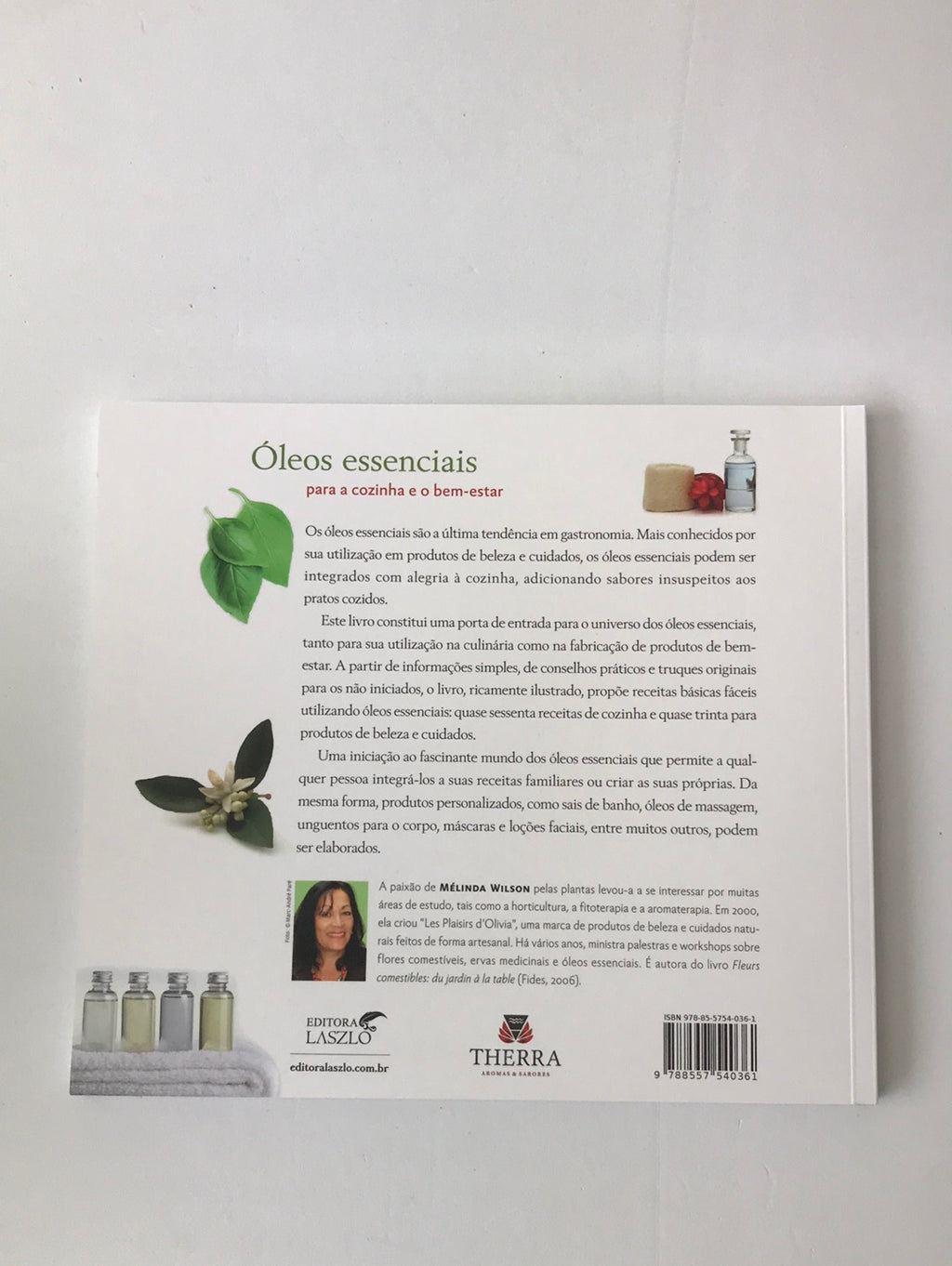 Essential oils for the kitchen and well-being book 