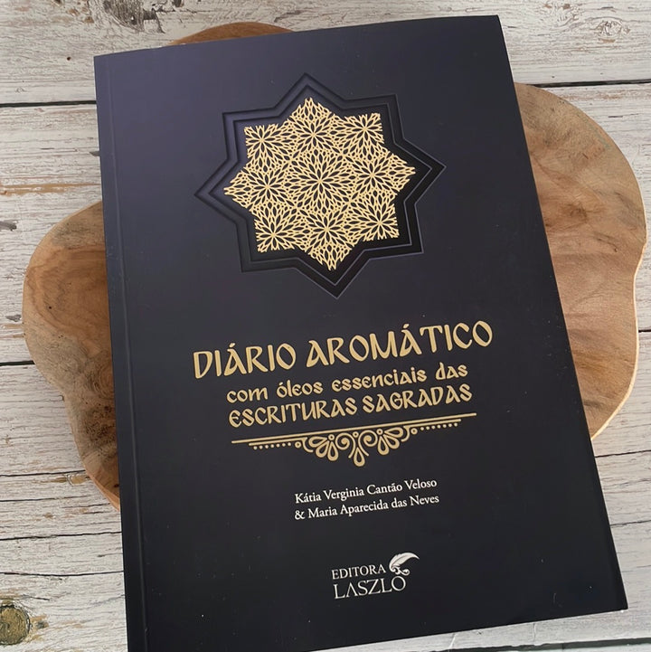 Livro Diário aromático com OE das escrituras sagradas | Kátia Vergínia Cantão