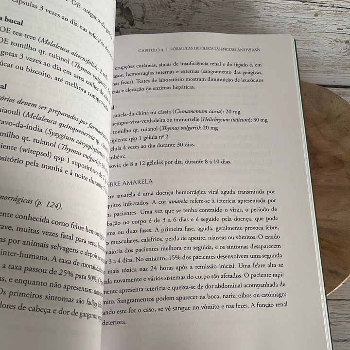 Livro Óleos essenciais antivirais ***