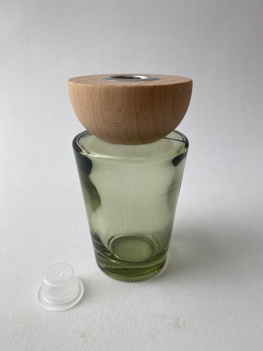 Frasco de Vidro Esverdeado e Tampa para Mikado ***