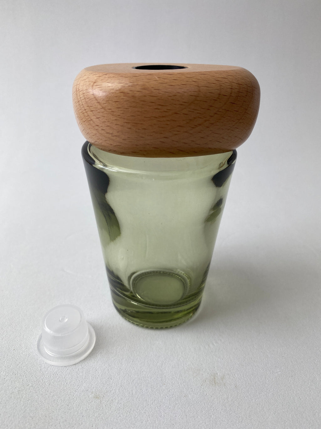 Frasco de Vidro Esverdeado e Tampa para Mikado ***