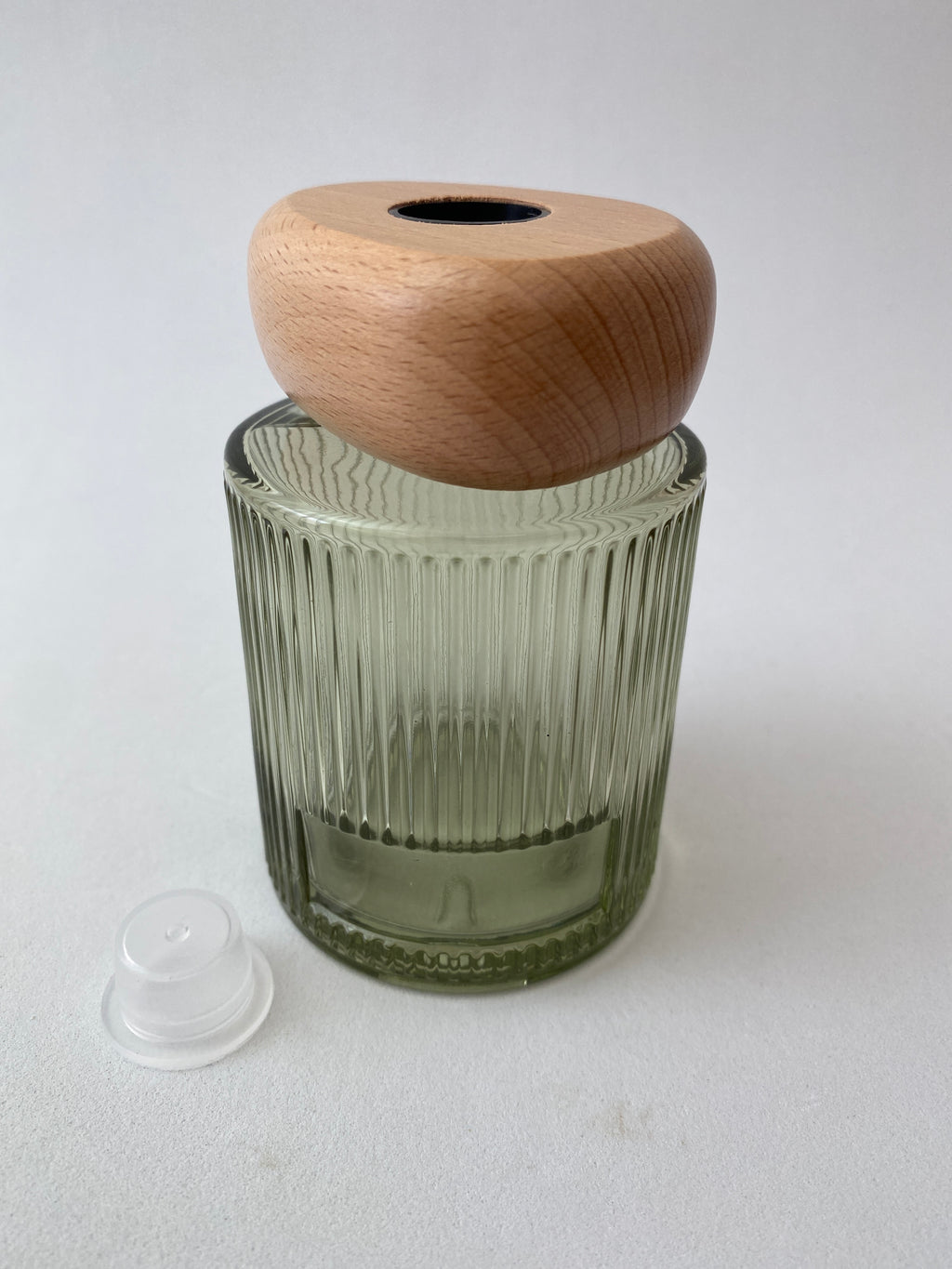 Frasco de Vidro Esverdeado e Tampa para Mikado ***