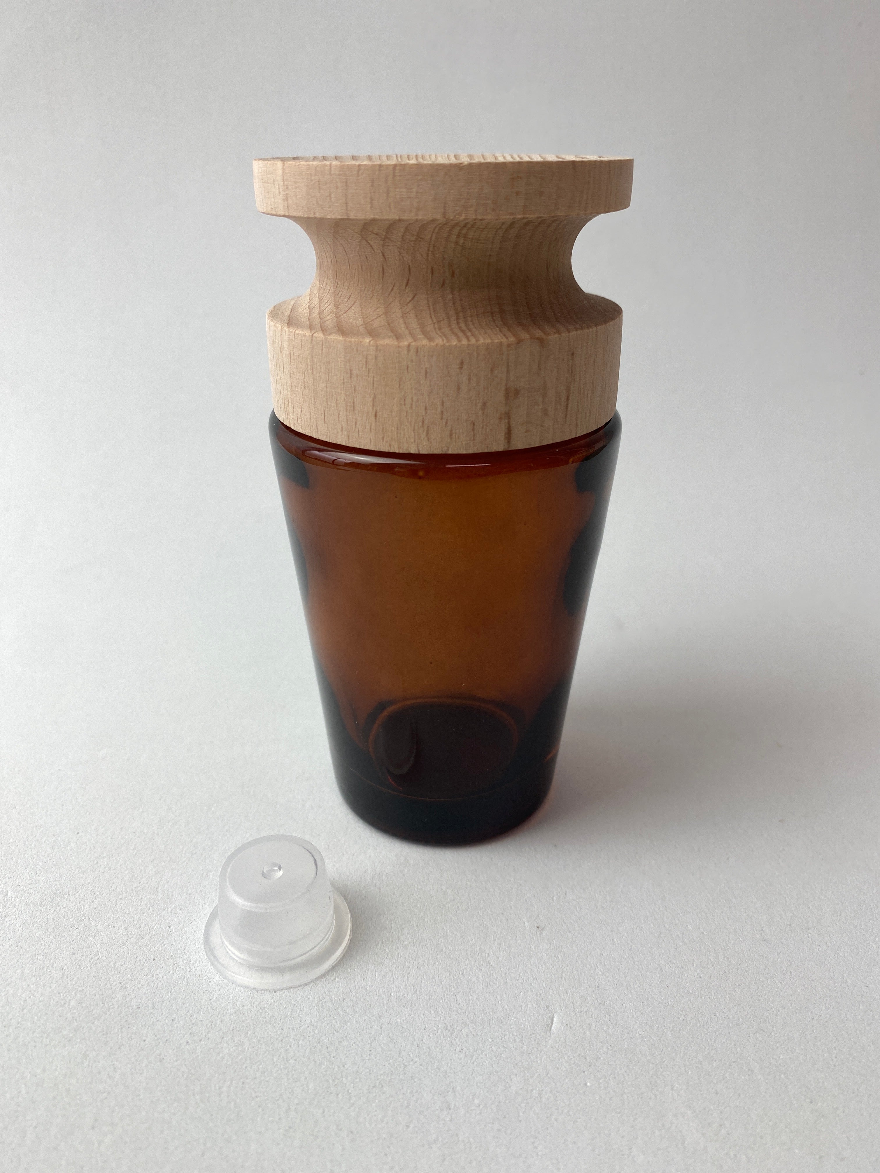 Frasco de Vidro Âmbar e Tampa para Mikado ***