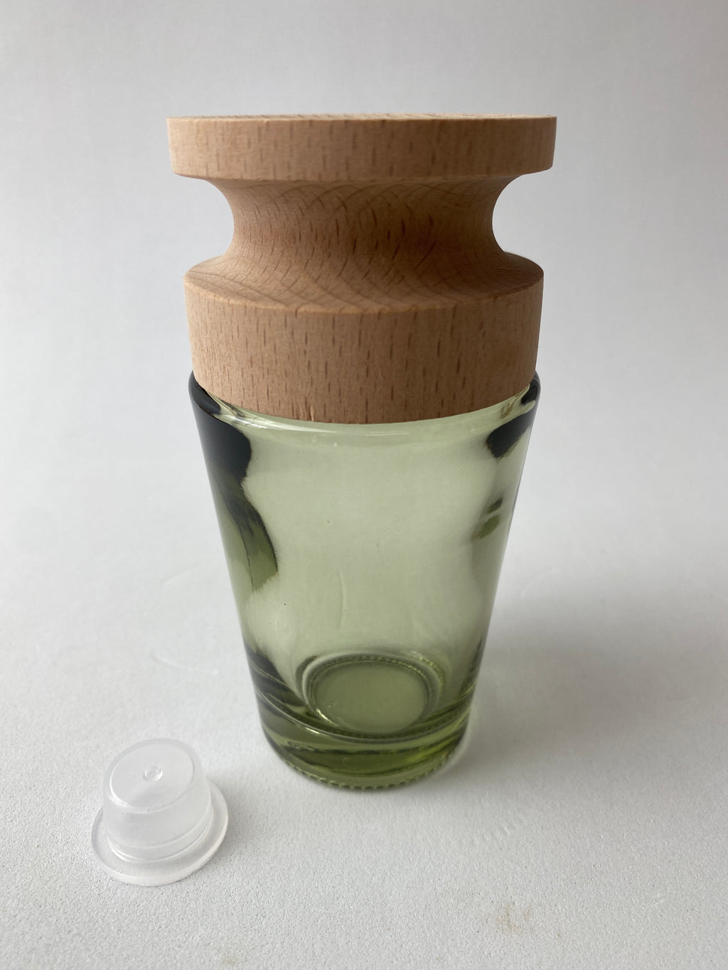 Frasco de Vidro Esverdeado e Tampa para Mikado ***