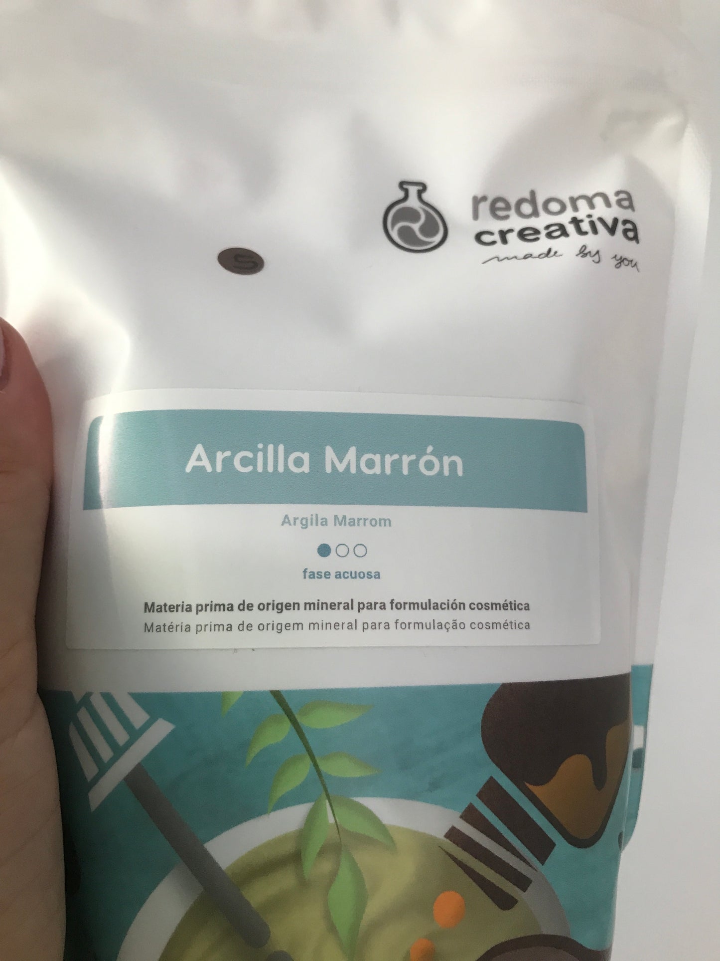 Argila castanha