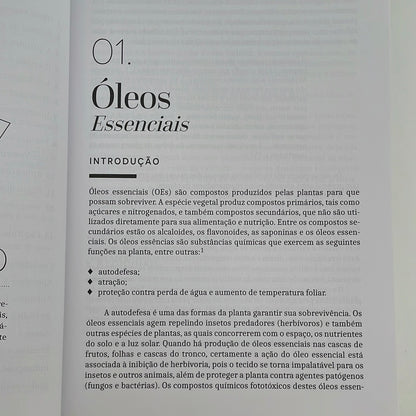 Basic Book of Chemistry of EOs and Aromatherapy 