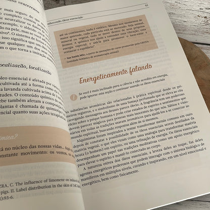 Essential oils for animals book 