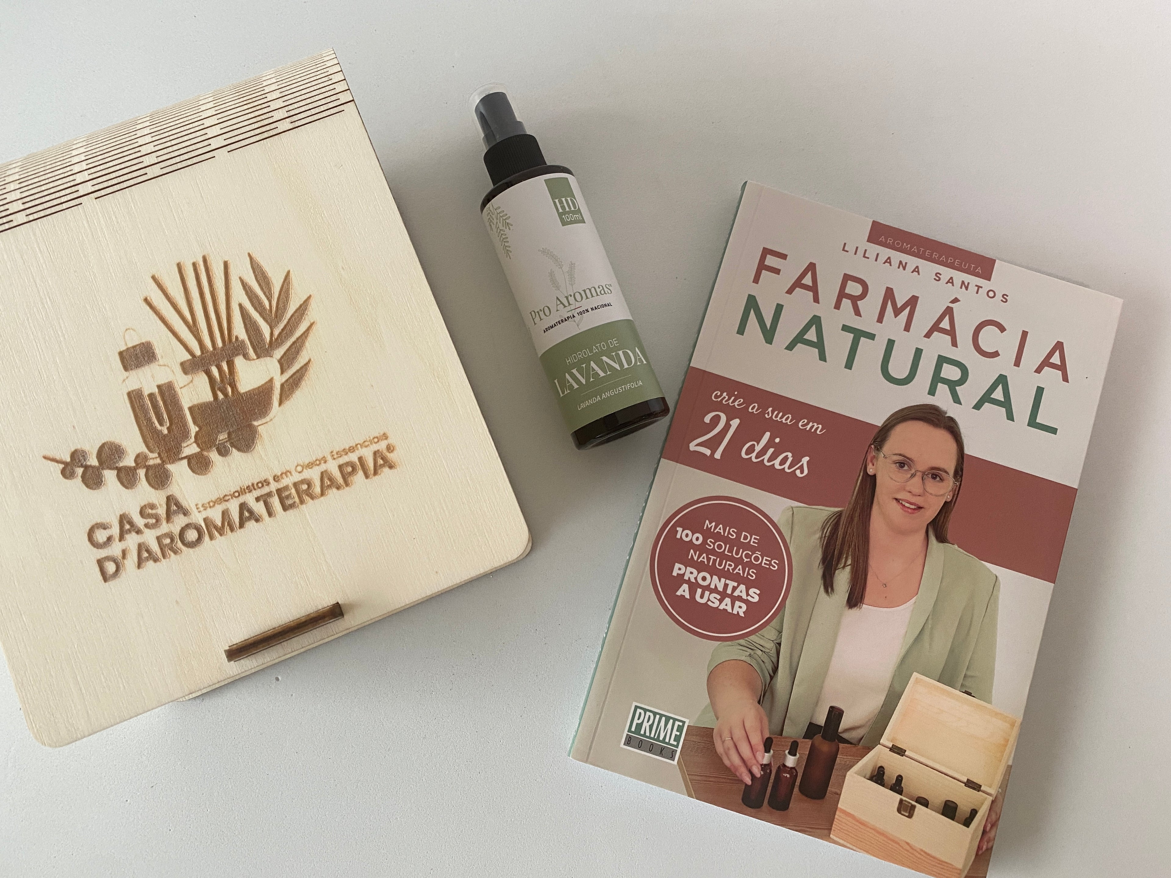 Kit BOX SOS (Livro + Hidrolato + Caixa madeira)
