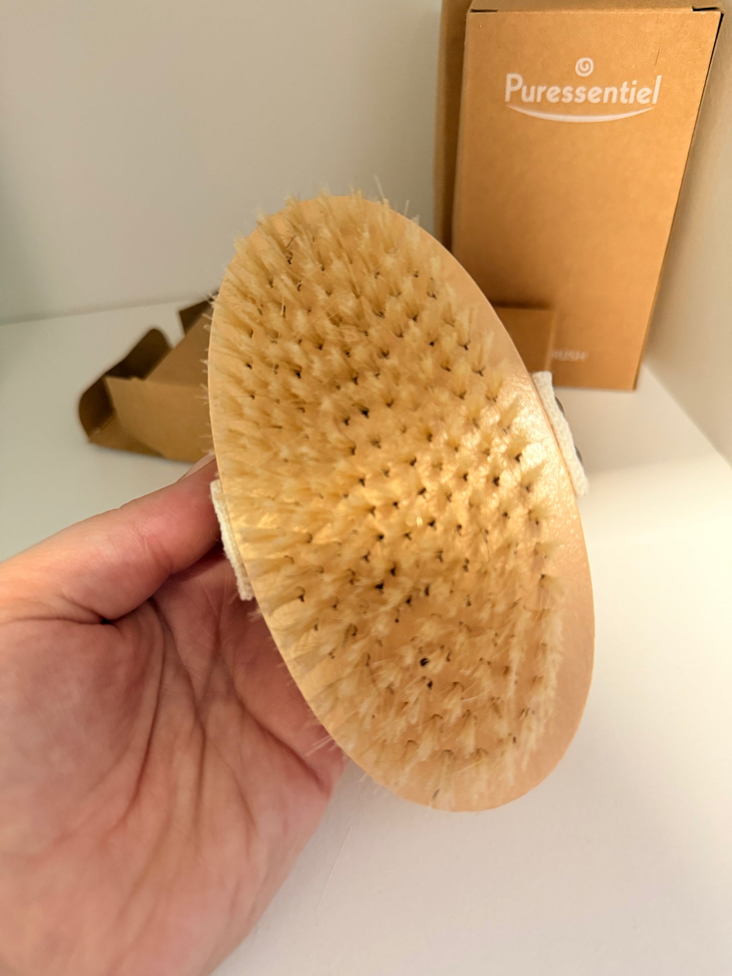 Escova Puressentiel OFERTA na compra de 2 produtos CIRCULAÇÃO