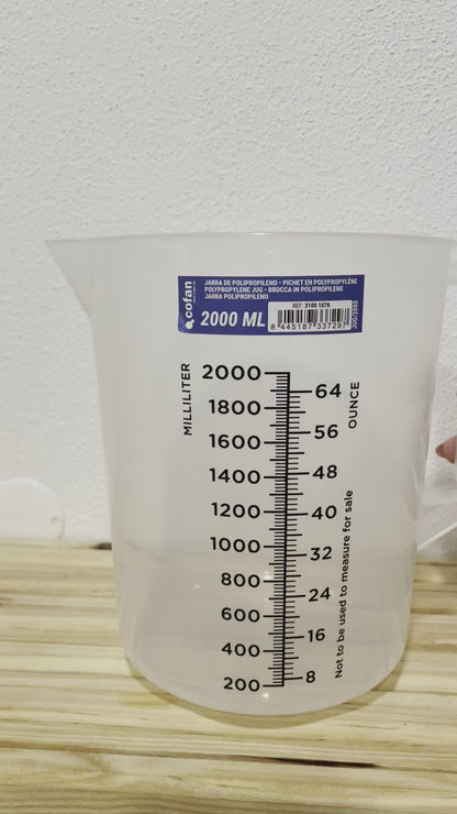 Copo Graduado (plástico forte) ***